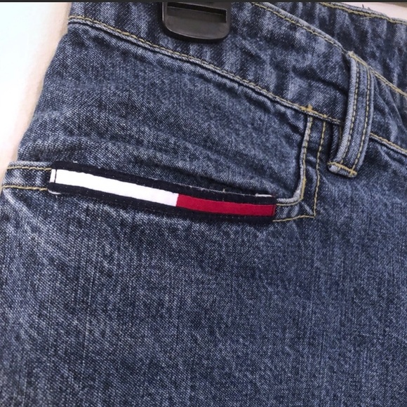 Tommy Hilfiger Patch Denim Jeans - Picture 3 of 6